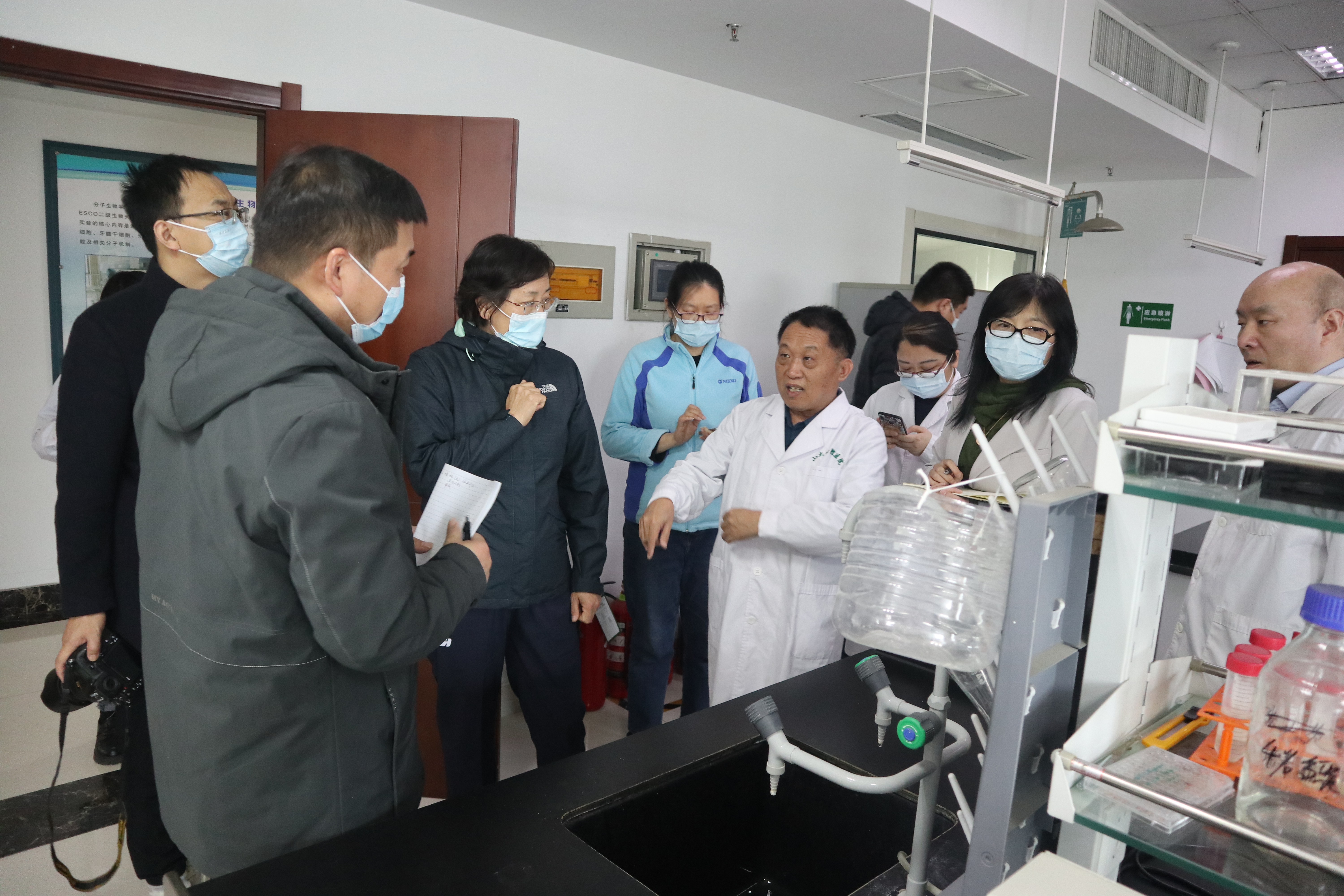 BV伟德官方网站开展科研实验室安全大检查
